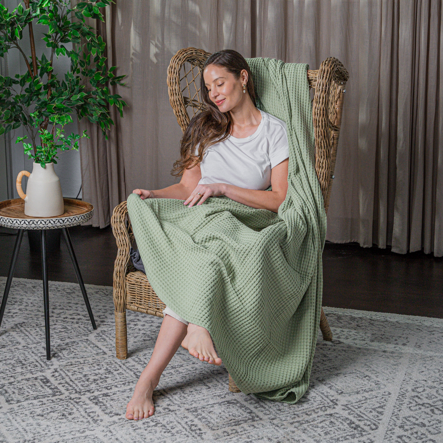 Waffle Blanket for Adults by Comfy Cubs: Queen / Charcoal