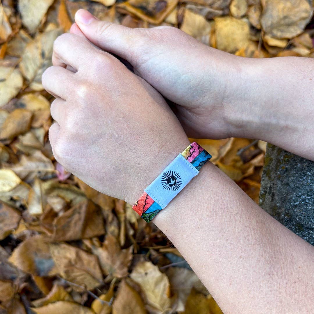 Jesus Saves NFC Bible Verse Bracelet: Small/Youth