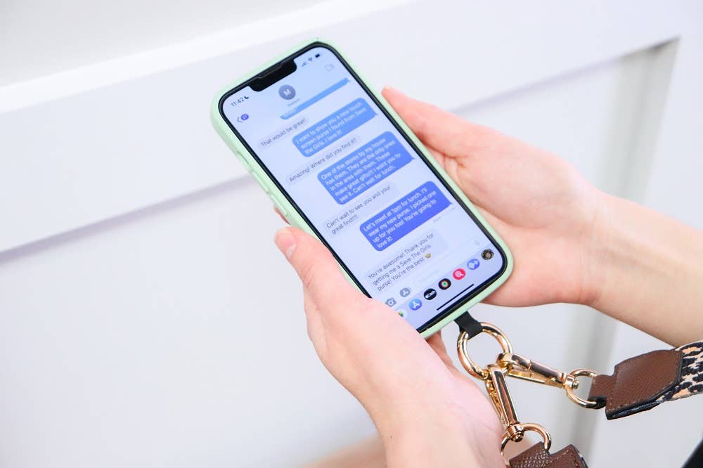 Clip & Go Crossbody Phone Accessory : Gun Metal