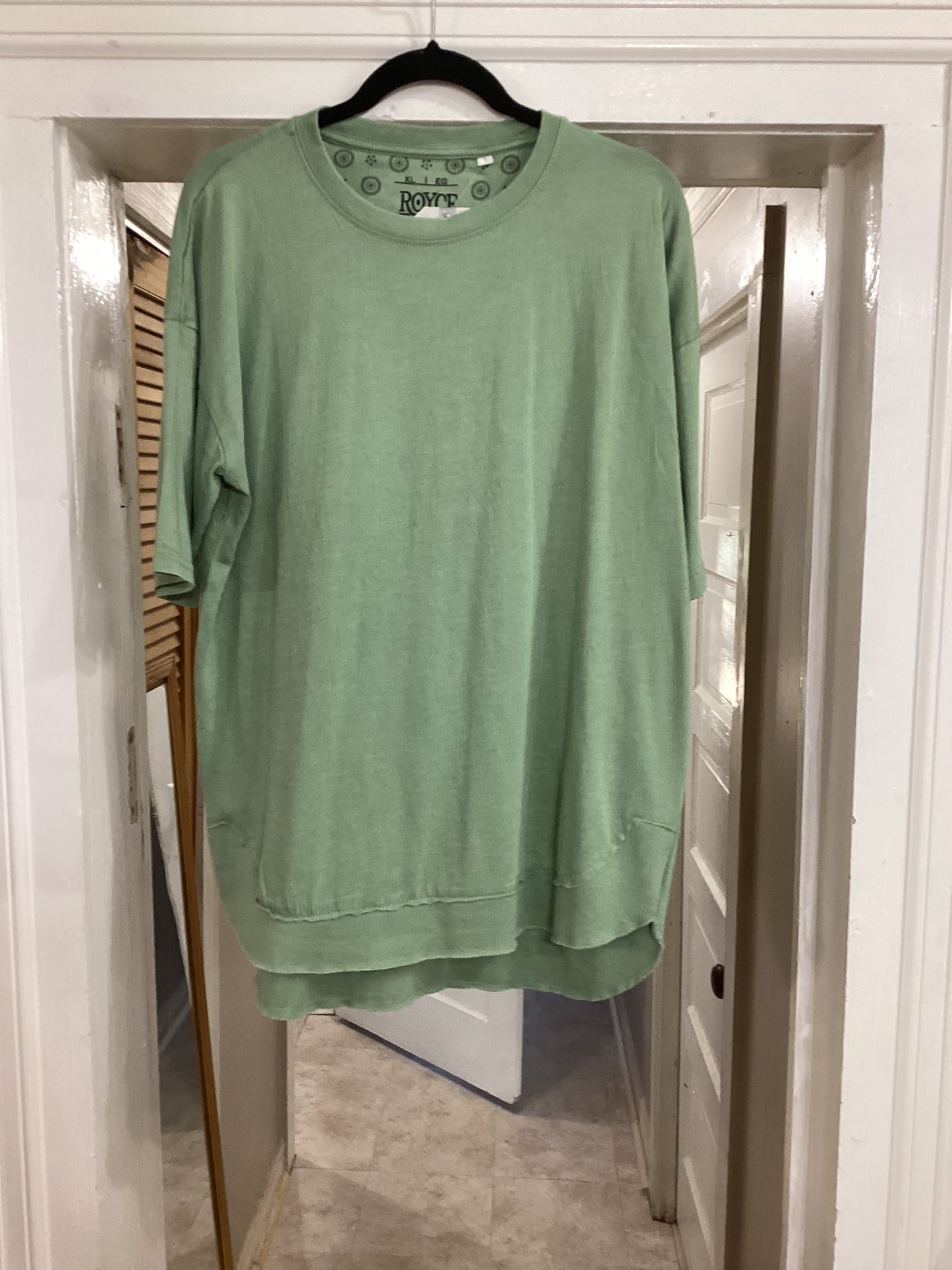 Royce Sage Vintage poncho top