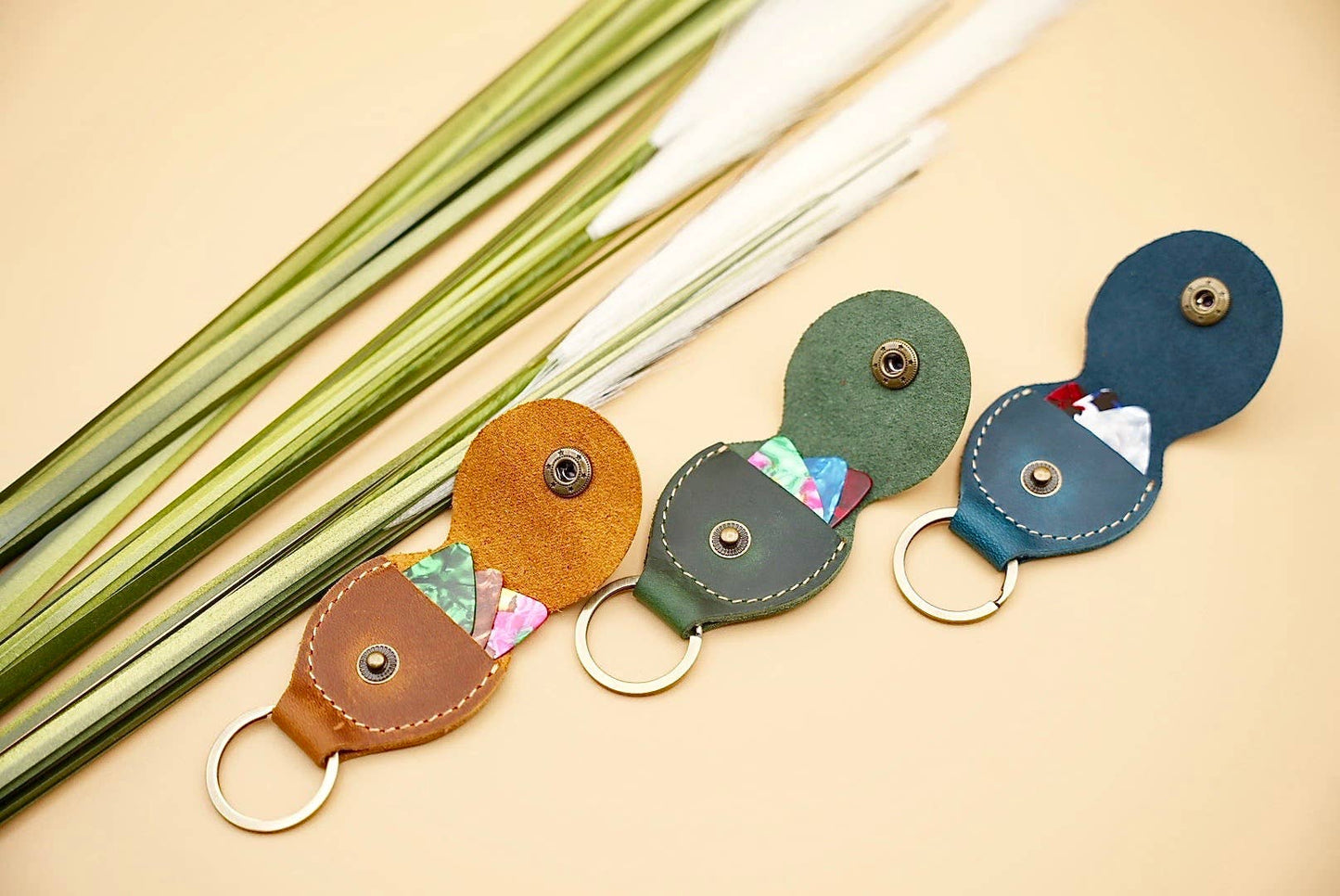 Leather Guitar Pick Holder and Keychain Organizer: Brown