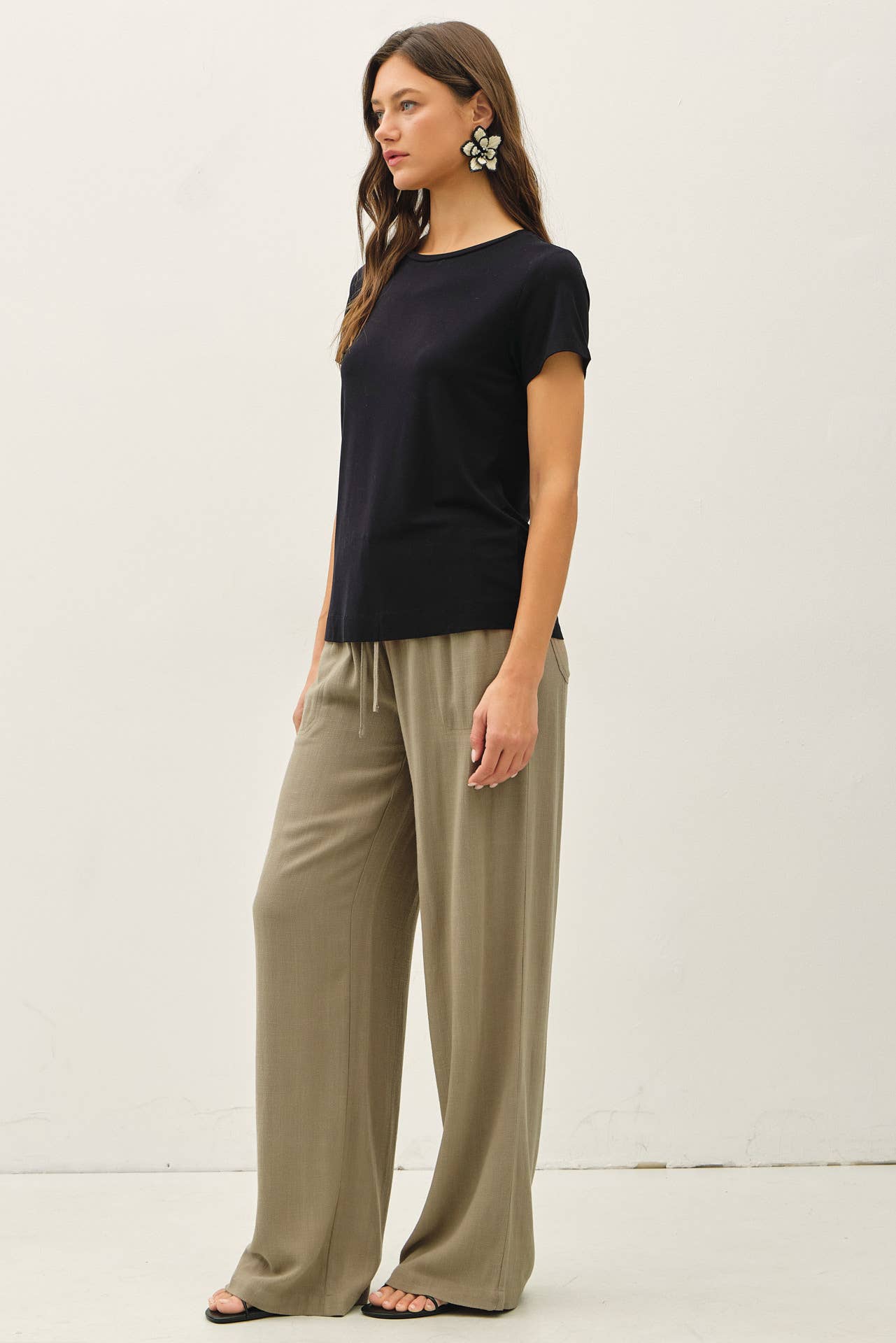BAMBOO/MODAL BASIC ROUND NECK T-SHIRT: NATURAL