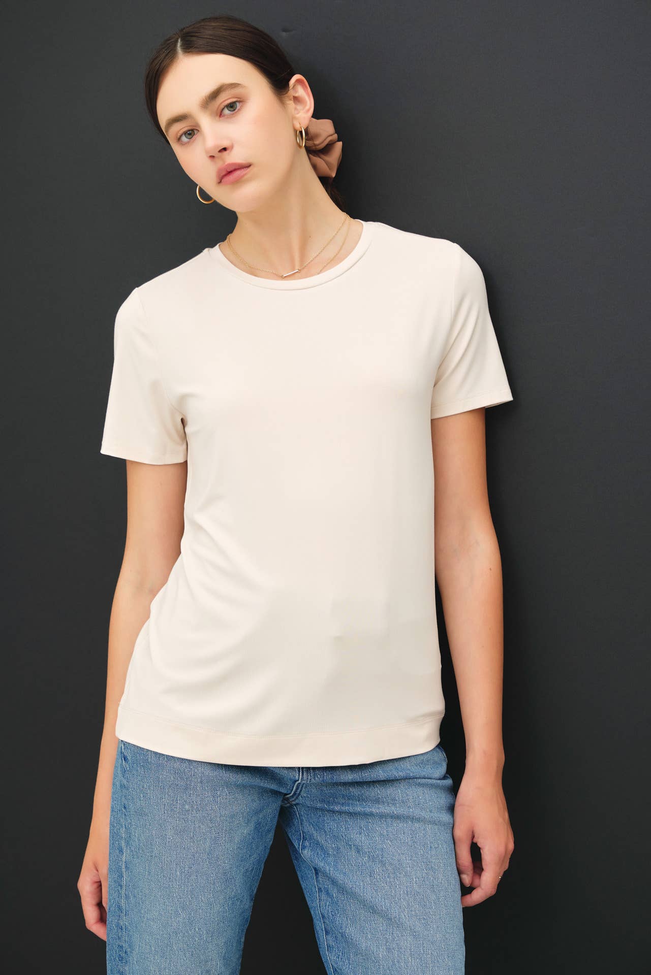 BAMBOO/MODAL BASIC ROUND NECK T-SHIRT: NATURAL