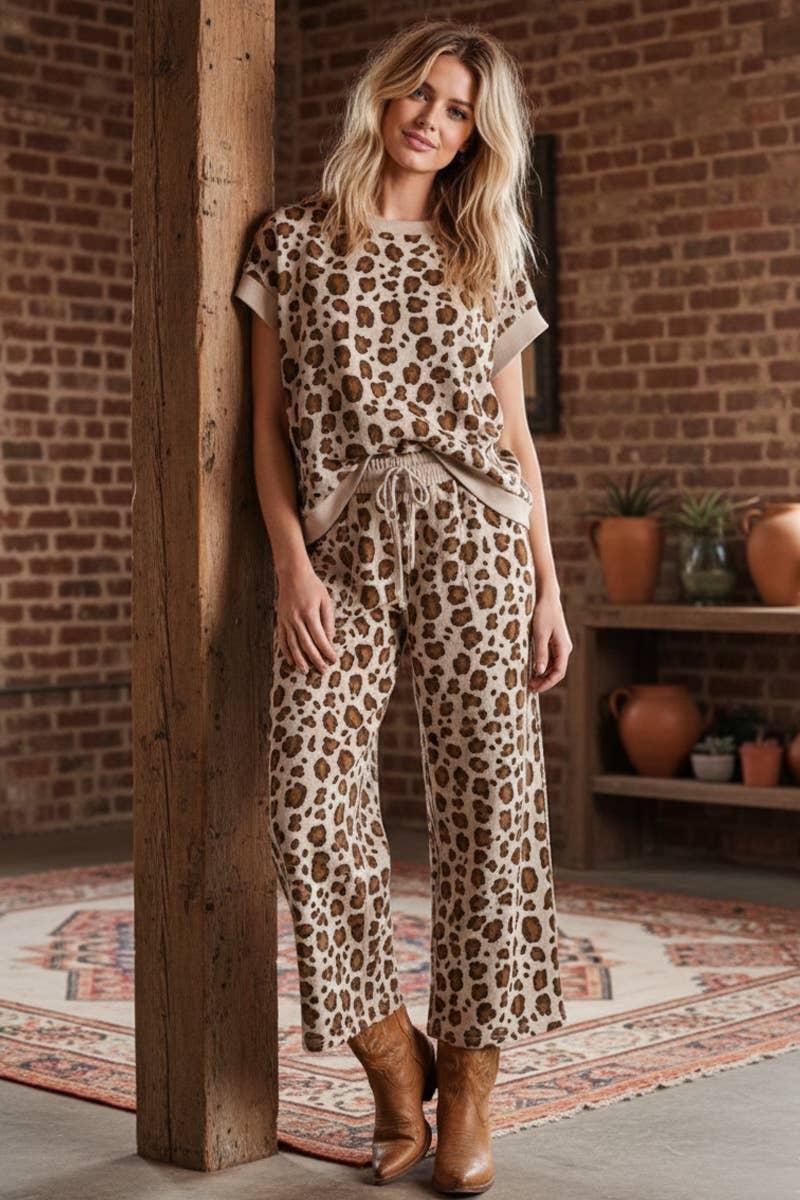 LEOPARD PRINT SCUBA TOP AND PANTS SETS: BROWN MULTI /
