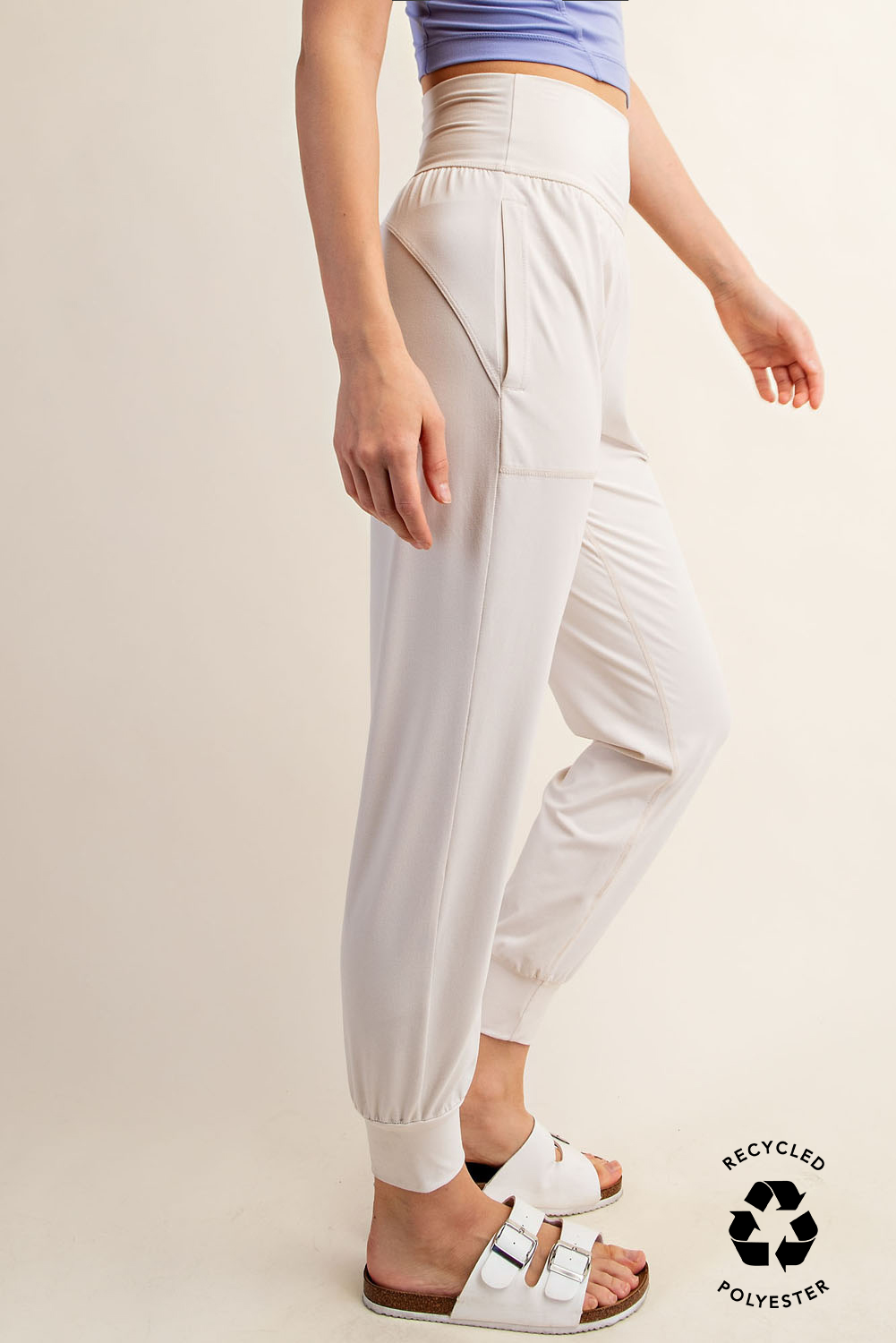 BUTTER SOFT JOGGERS WITH POCKETS: Dk Cherry