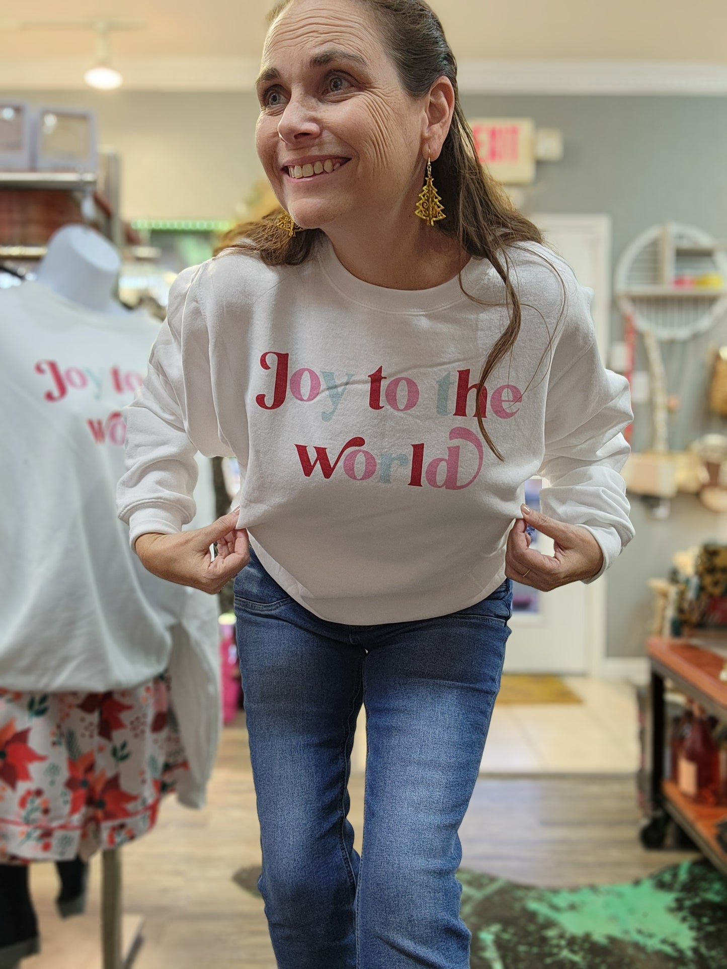 Faith Collective - Joy To The World Graphic Sweatshirt