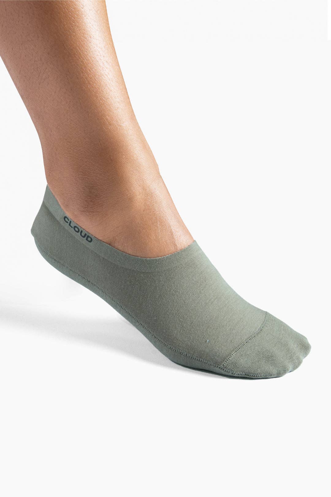 CLOUD Ankle No Show Socks: Beige / S