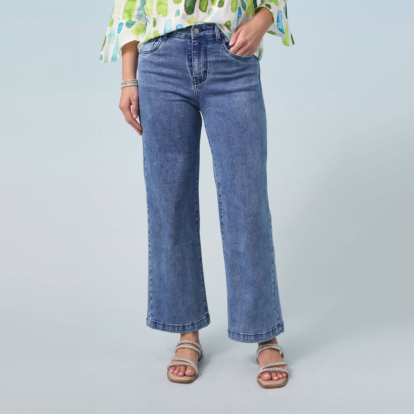 EverStretch Wide Leg Ankle: Medium Denim / S