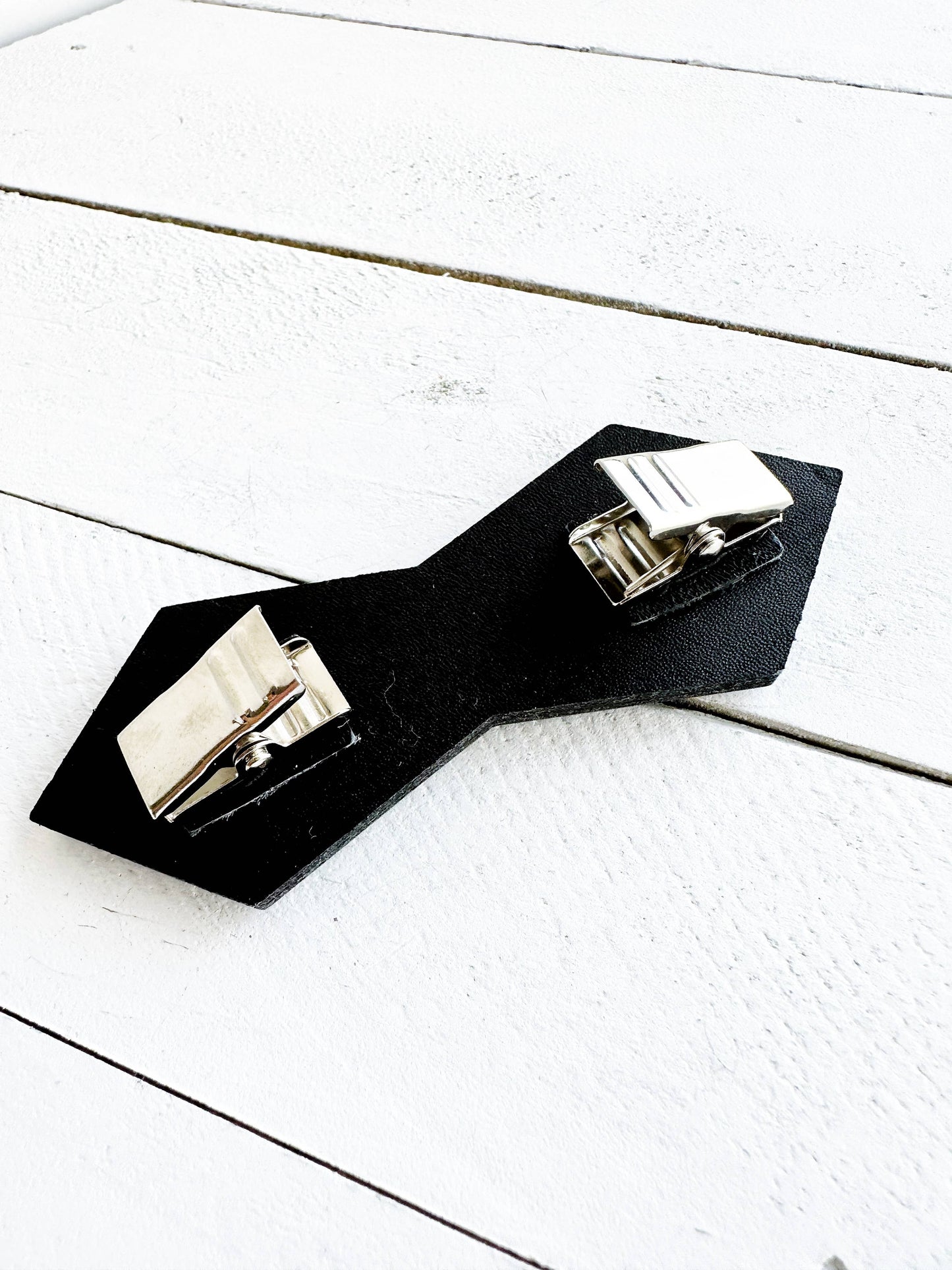 Cinch Clip - Black Leather + Silver Hardware