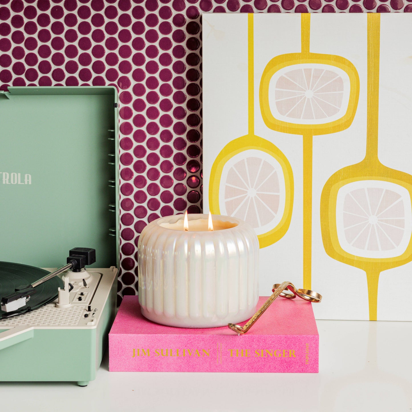 Sweet Grace Collection Candle #071 | White Iridescent Candle