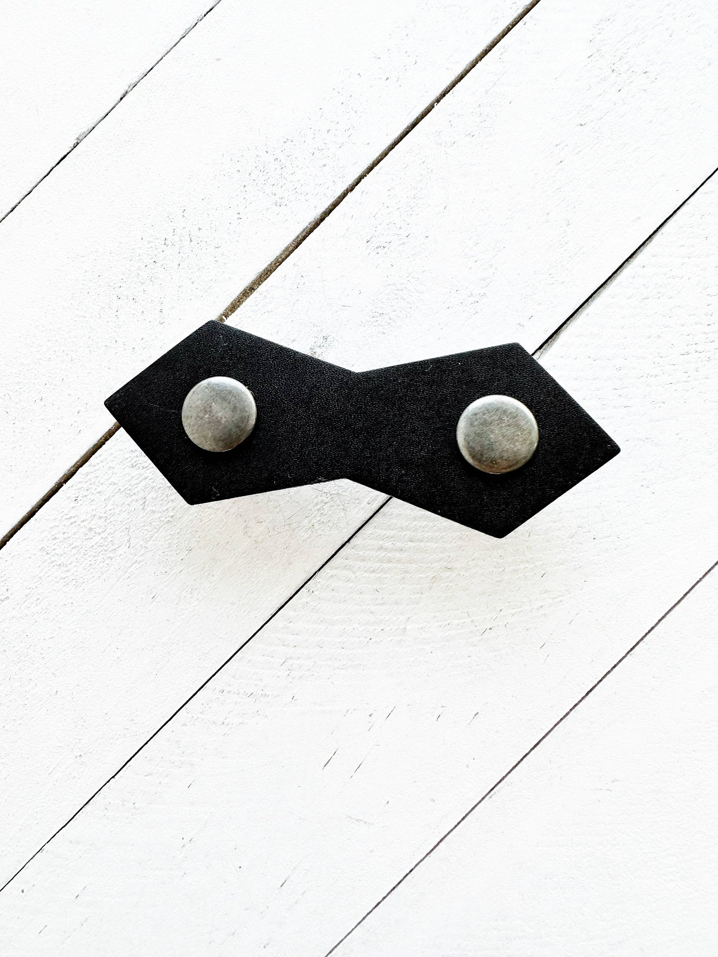 Cinch Clip - Black Leather + Silver Hardware