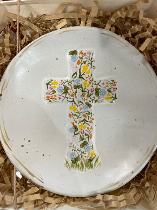 Mudpie Flower cross trinket