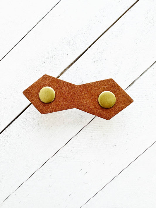 Clothing Cinch Clip, Belt Alternative, Unique & Versatile