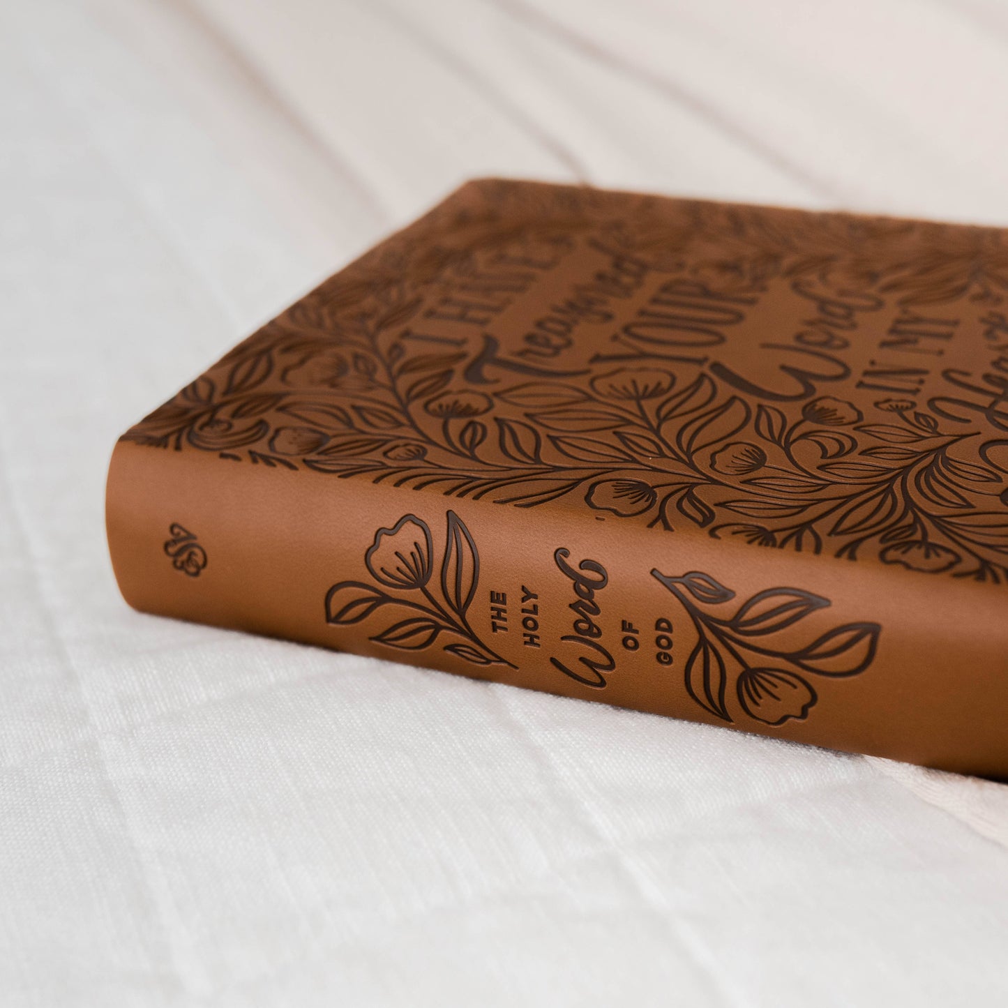 ESV Single Column Journaling Bible® | Treasured