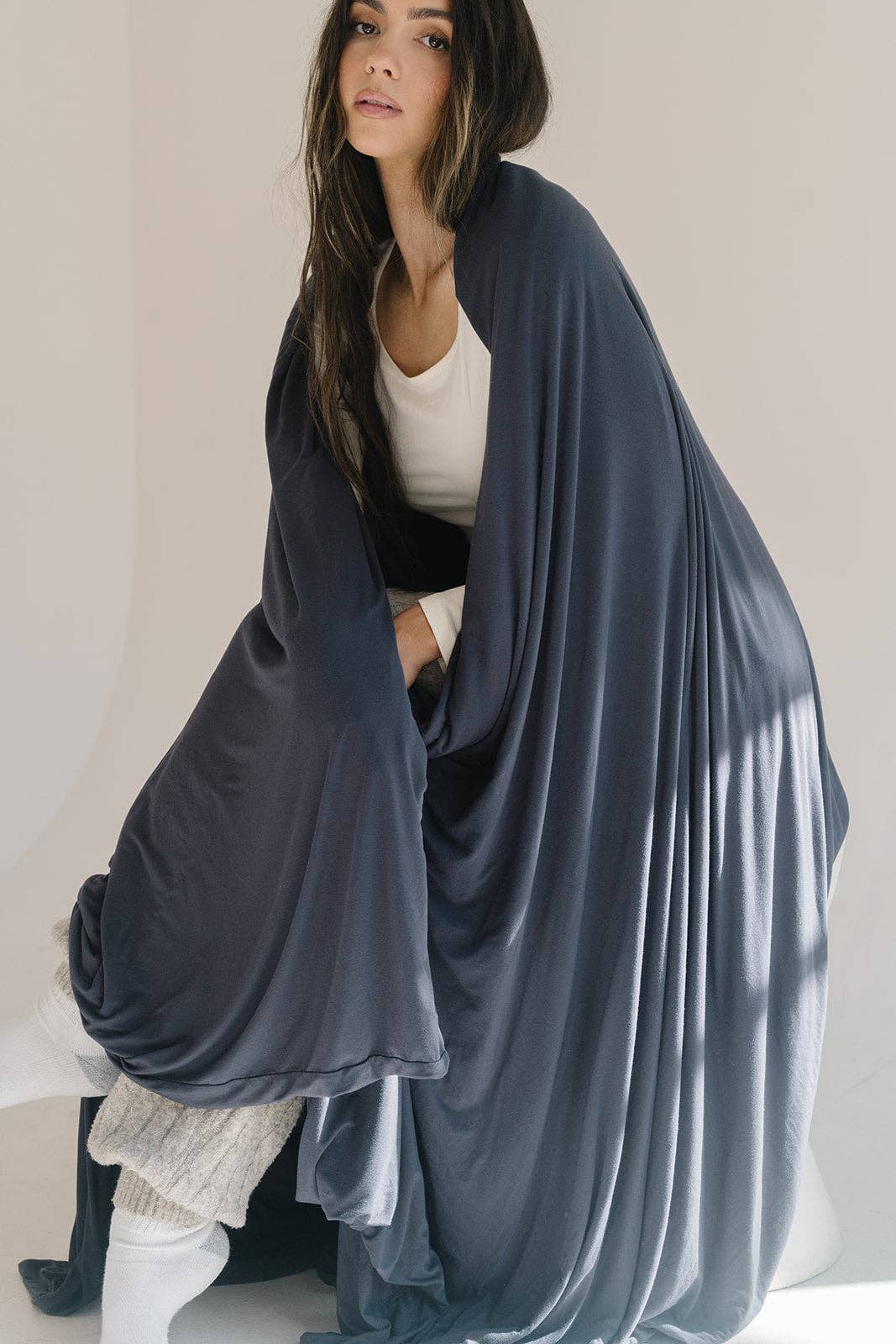 Charcoal: Large (72x57)