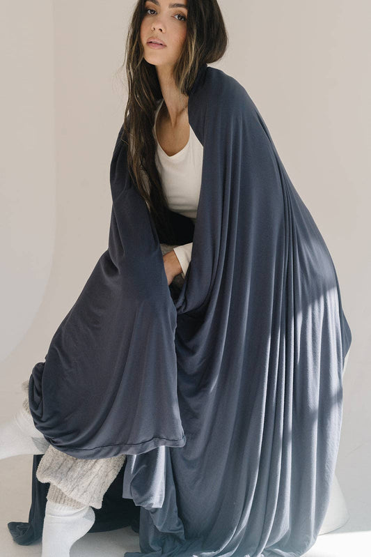 Charcoal: Large (72x57)