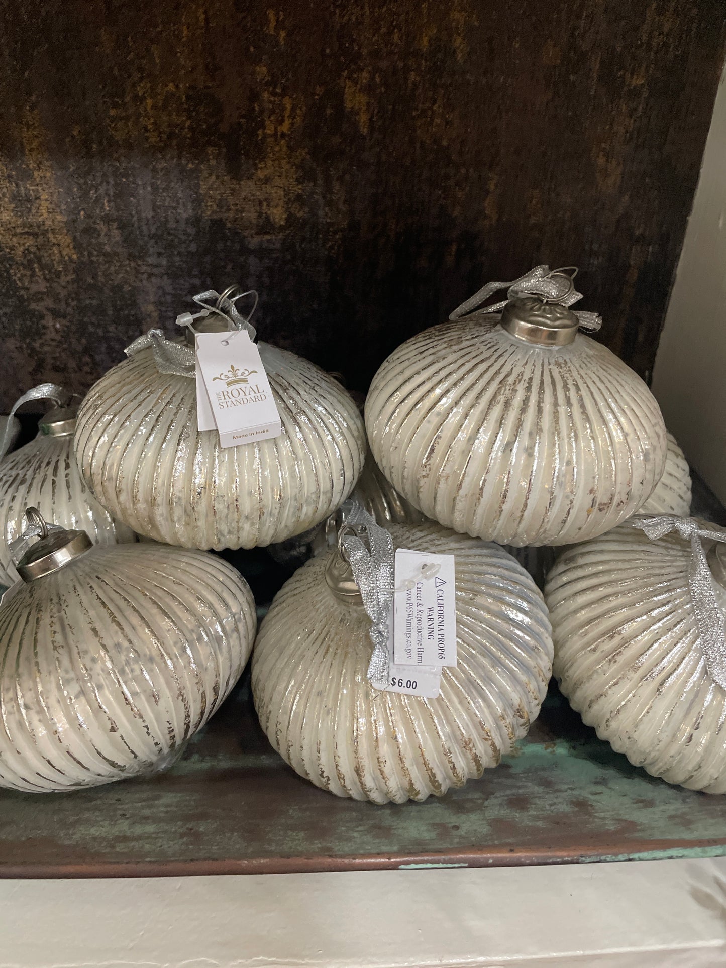 Mariani ornaments
