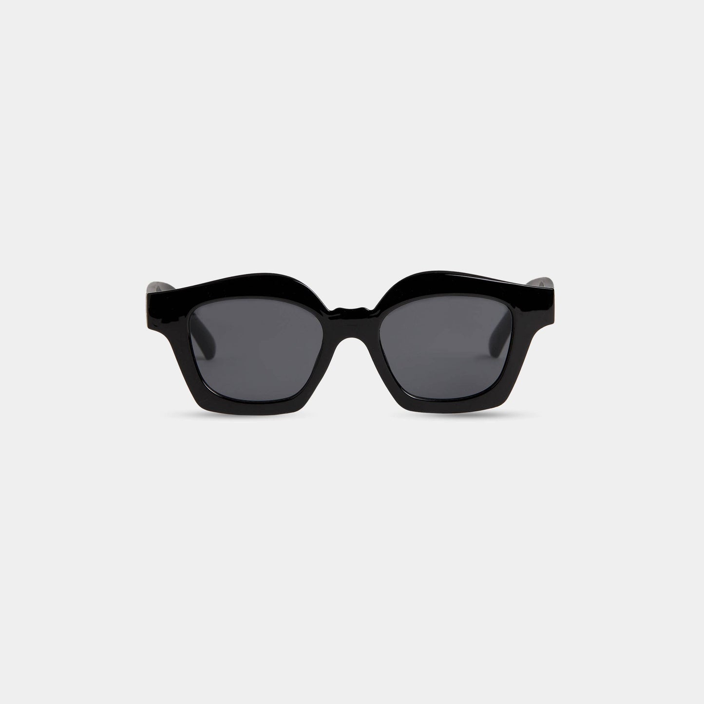 Kali Ozzlyn Sunglasses: Black / One Size