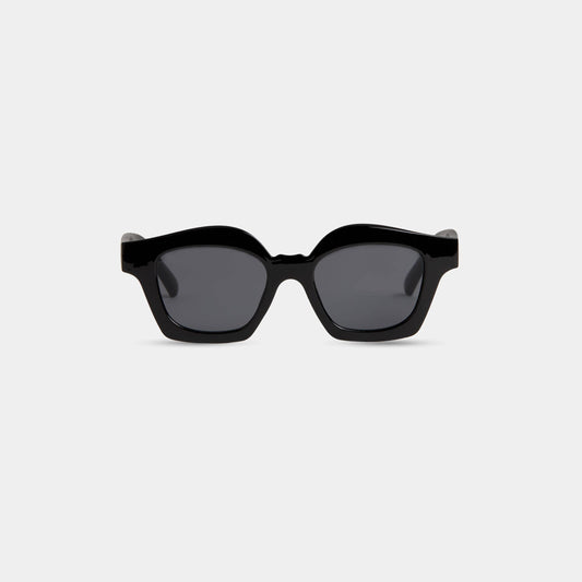 Kali Ozzlyn Sunglasses: Black / One Size