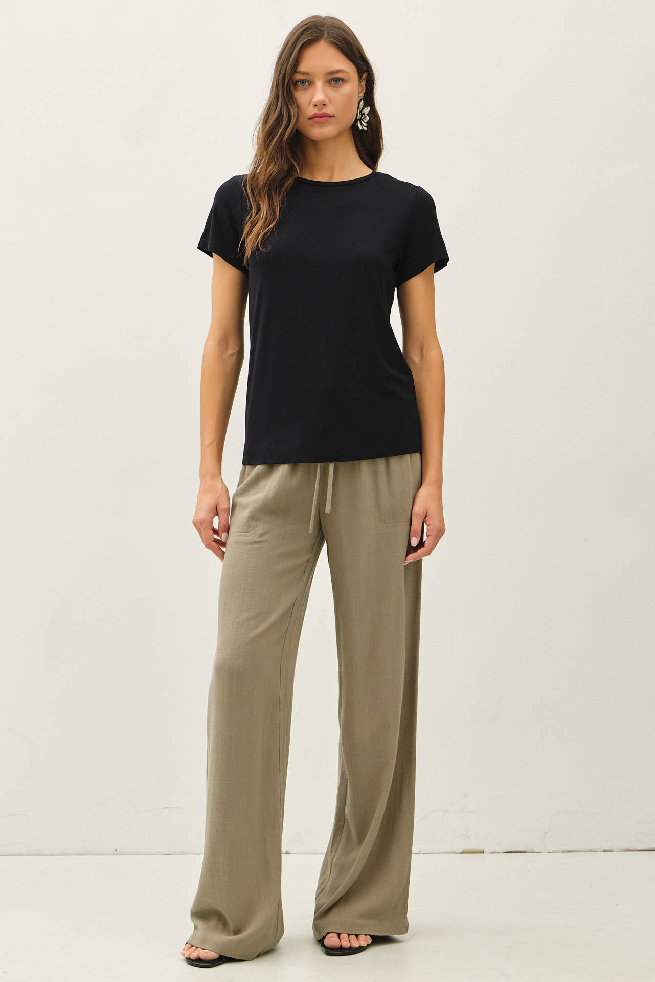 BAMBOO/MODAL BASIC ROUND NECK T-SHIRT: NATURAL
