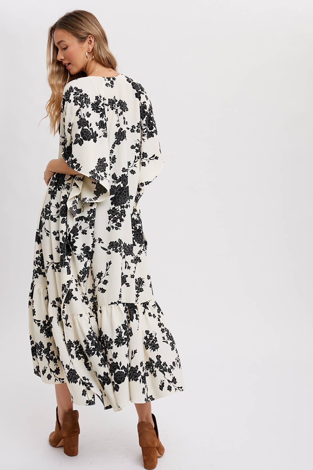 EFFORTLESS FLORAL PRINT MAXI KIMONO: IVORY