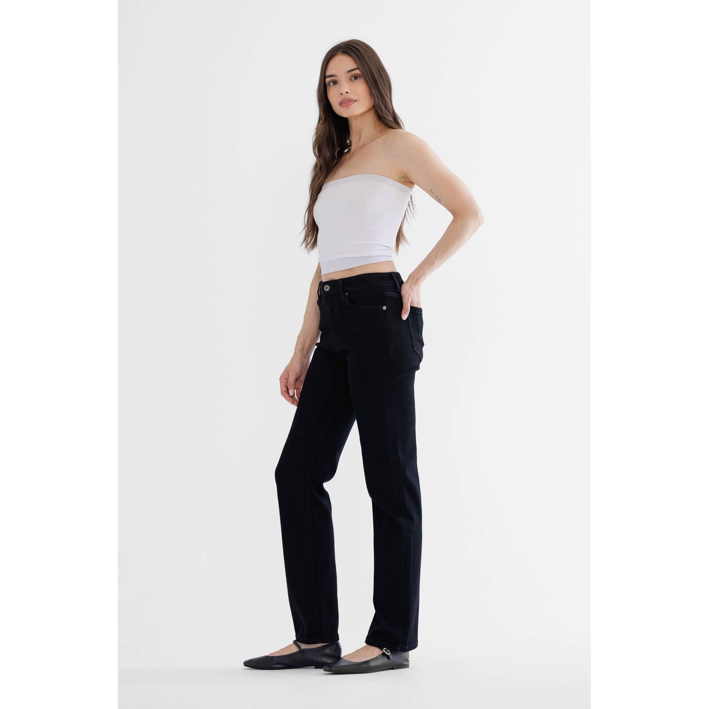 High Rise Straight Leg - 67.5% Cotton: SMOCKY BLACK / 24