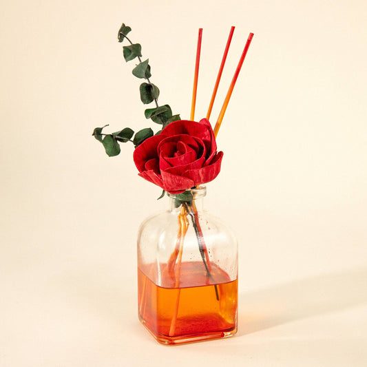 Christmas Diffuser With Greenery