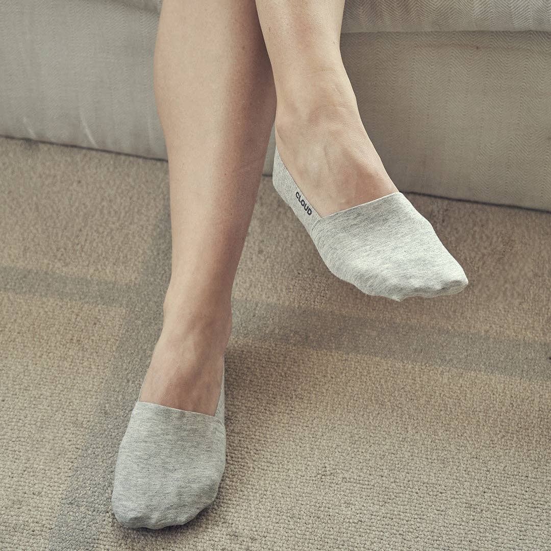 CLOUD Premium Organic Terry No Show Socks: Organic White / M