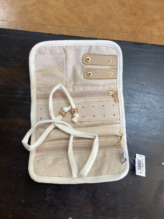 Quilted Favorite Things Jewelry Organizer