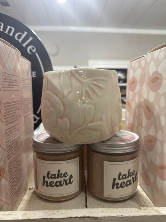 Sweet Grace Candle Large Flower design