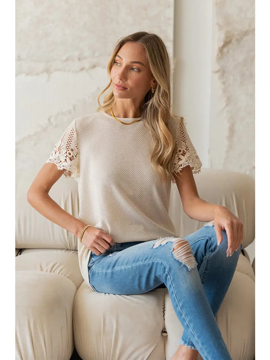 Round Neck Lace Short Sleeve Top