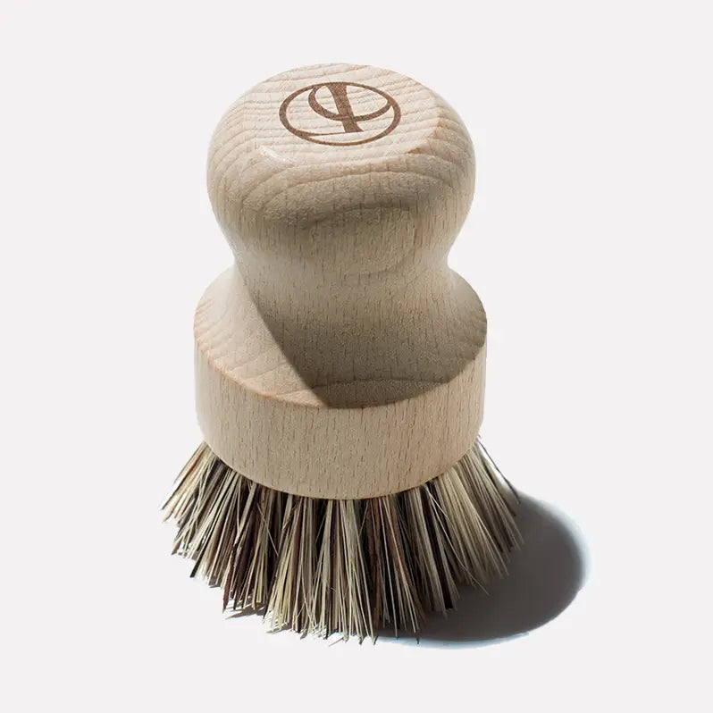 L'avant Collective Natural Wood Dish Scrubber