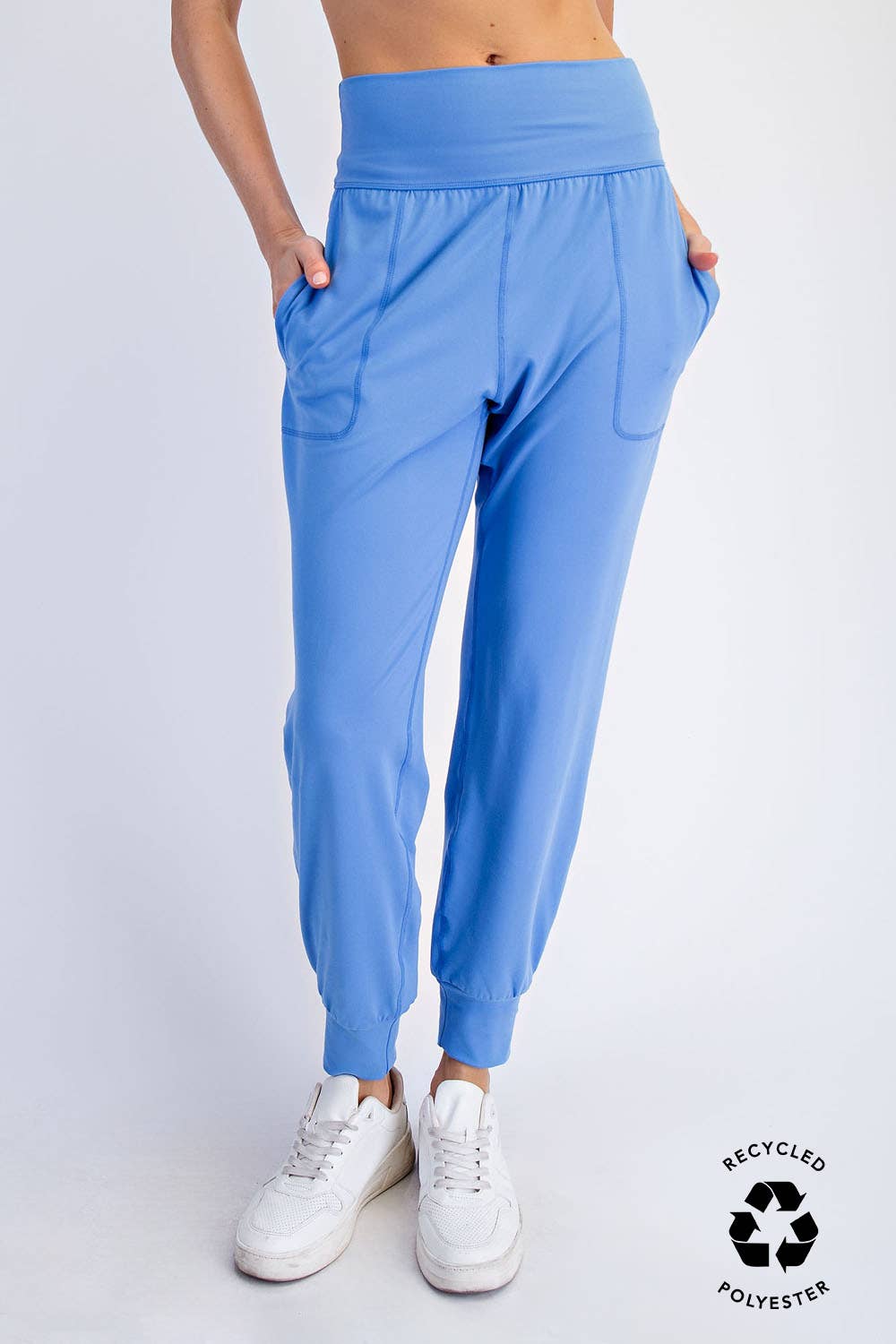 BUTTER SOFT JOGGERS WITH POCKETS: Dk Cherry