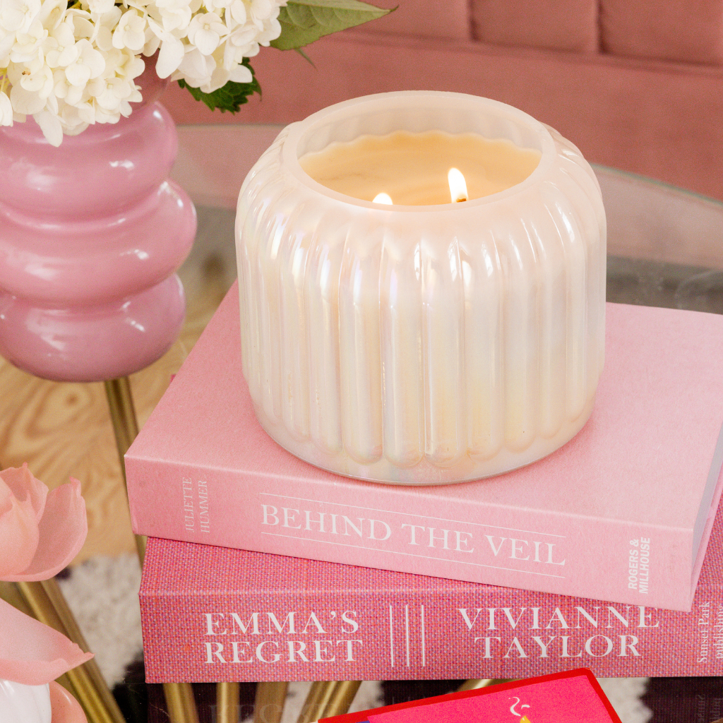 Sweet Grace Collection Candle #071 | White Iridescent Candle