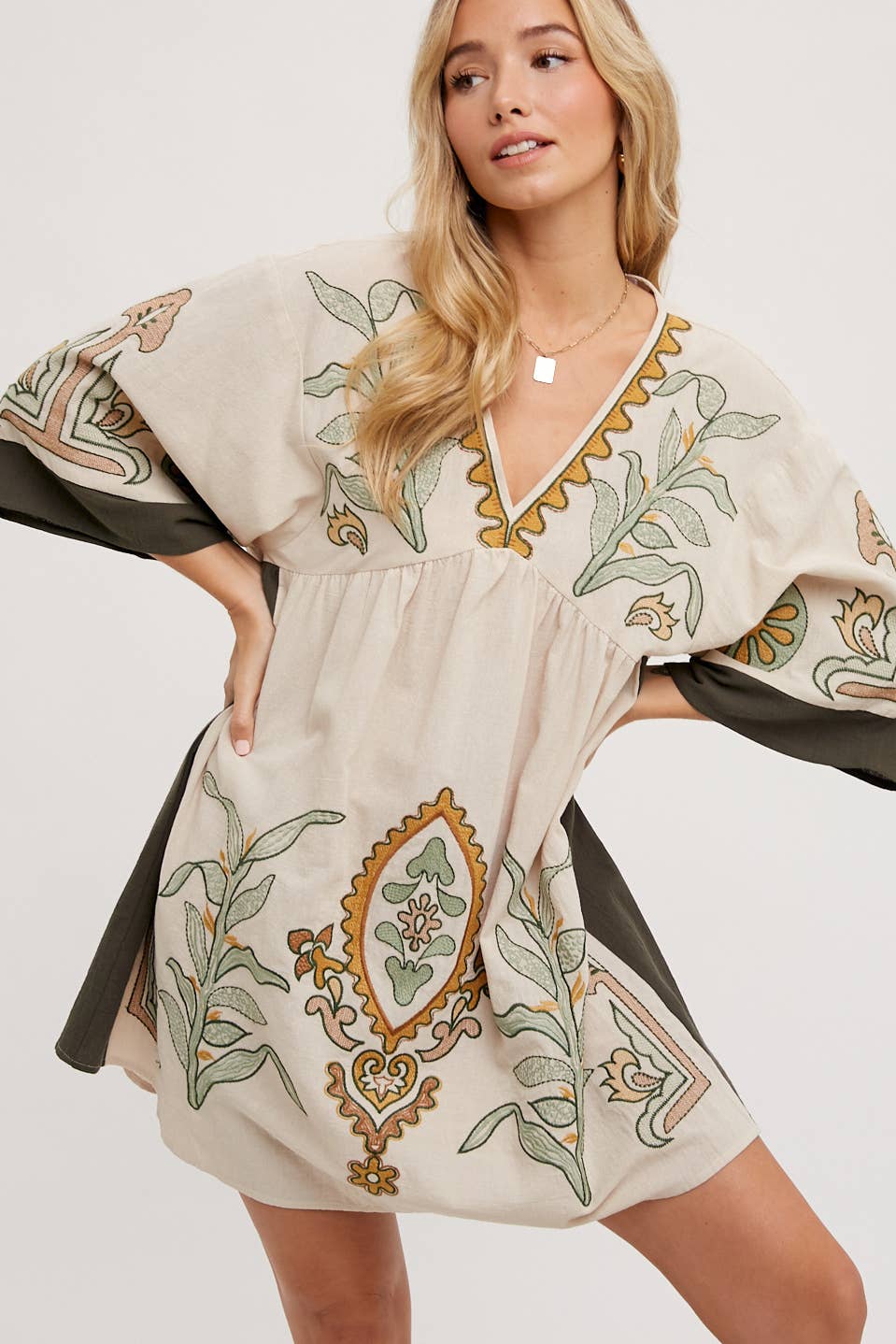 Bluivy - BOHO EMBROIDERED BABYDOLL DRESS