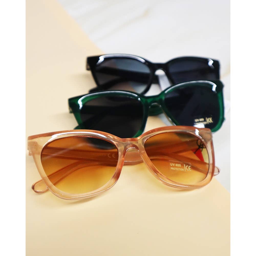 Basic Fashion Sunglasses: MIX COLOR / ONE