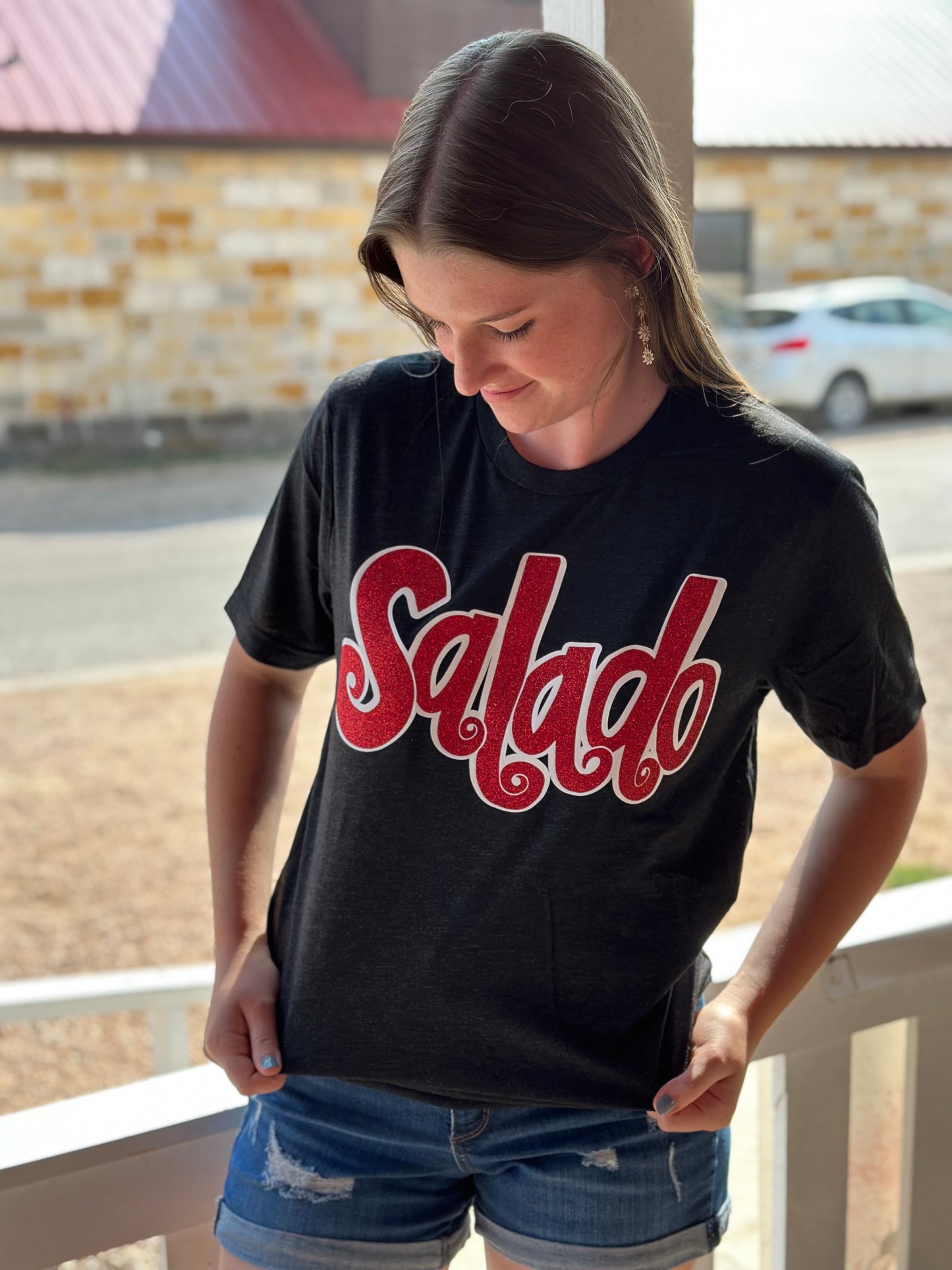 Salado T-Shirt Black w/red letters